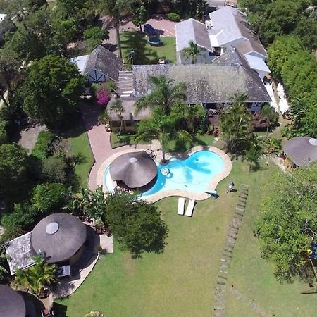 Bed and Breakfast Fish Eagle Manor Ист-Лондон Экстерьер фото
