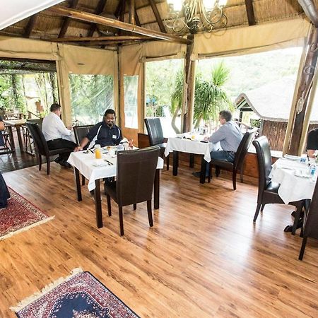 Bed and Breakfast Fish Eagle Manor Ист-Лондон Экстерьер фото