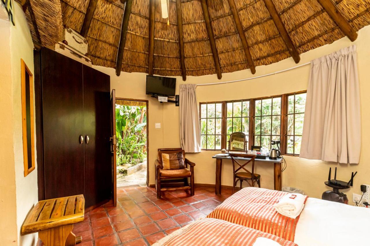 Bed and Breakfast Fish Eagle Manor Ист-Лондон Экстерьер фото