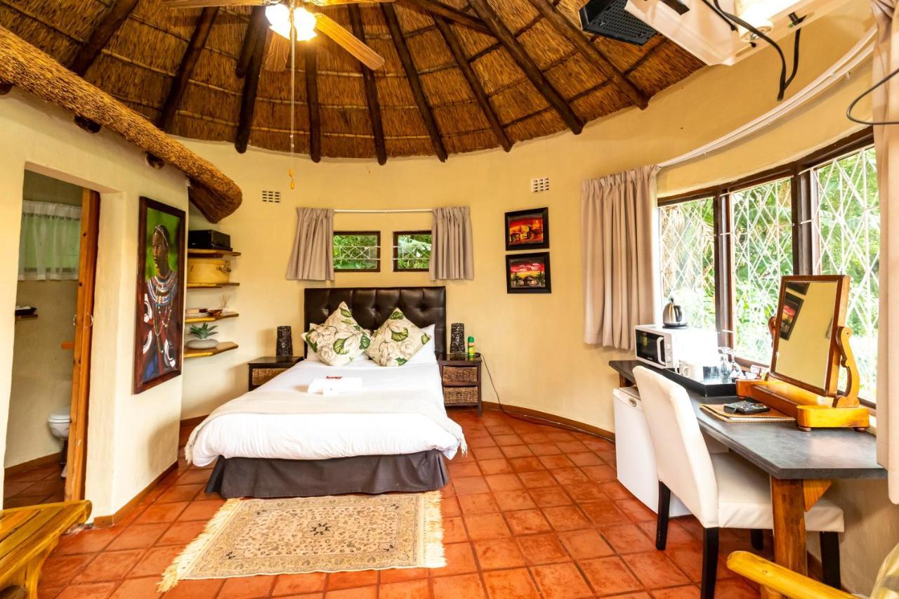 Bed and Breakfast Fish Eagle Manor Ист-Лондон Экстерьер фото